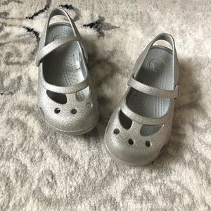 Crocs toddler girls SZ 10 Silver Glitter